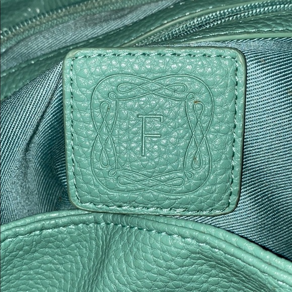 Vegan leather gun conceal purse - Picture 5 of 8